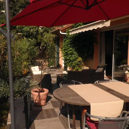 D'hotes La Clauziere Couette-café *